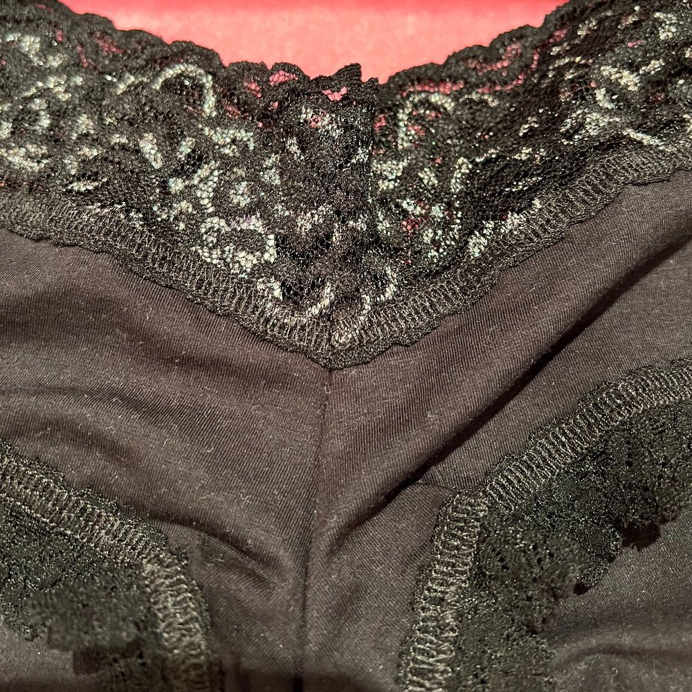 Hanky Panky - Picture 4 of 4